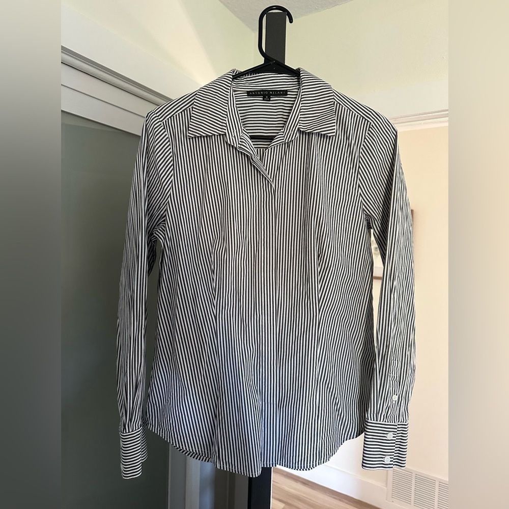 Antoni Melani women shirt, size S, like new